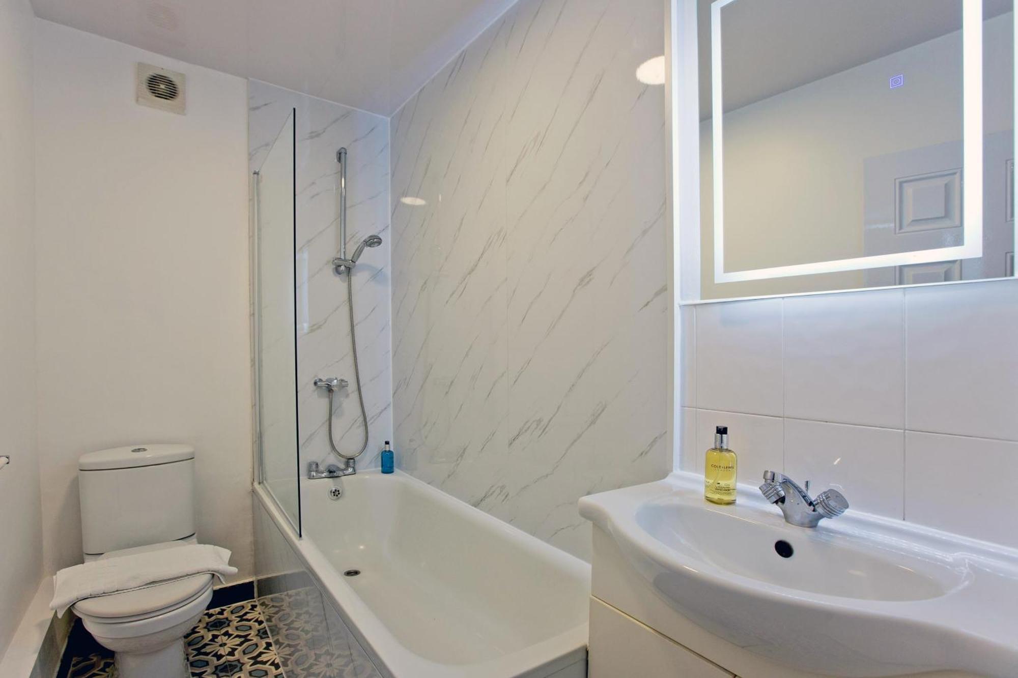 Imperial Leinster Garden Apartment Лондон Экстерьер фото